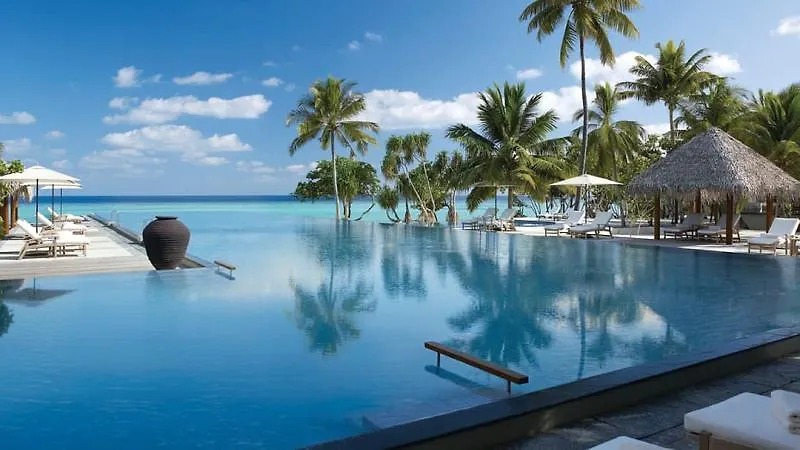Four Seasons Resort Maldives At Landaa Giraavaru-1